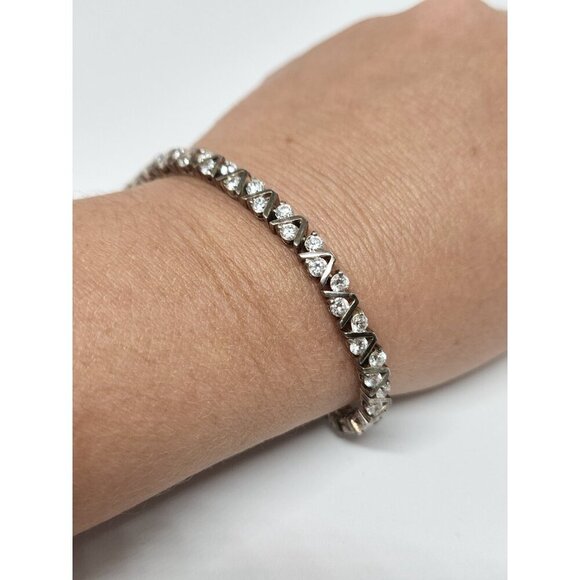 Sterling Silver Rhinestone Tennis Bracelet Vtg V Chevron Setting Hallmarked 7" - Picture 7 of 9